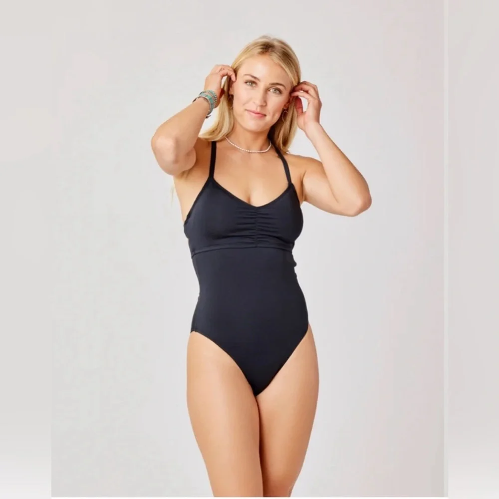 Carve designs Camari one piece